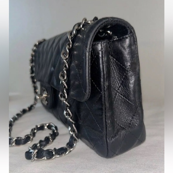 🌟SOLD🌟CHANEL Classic CC East West Quilted Lambskin Shoulder Bag Black - Picture 9 of 14